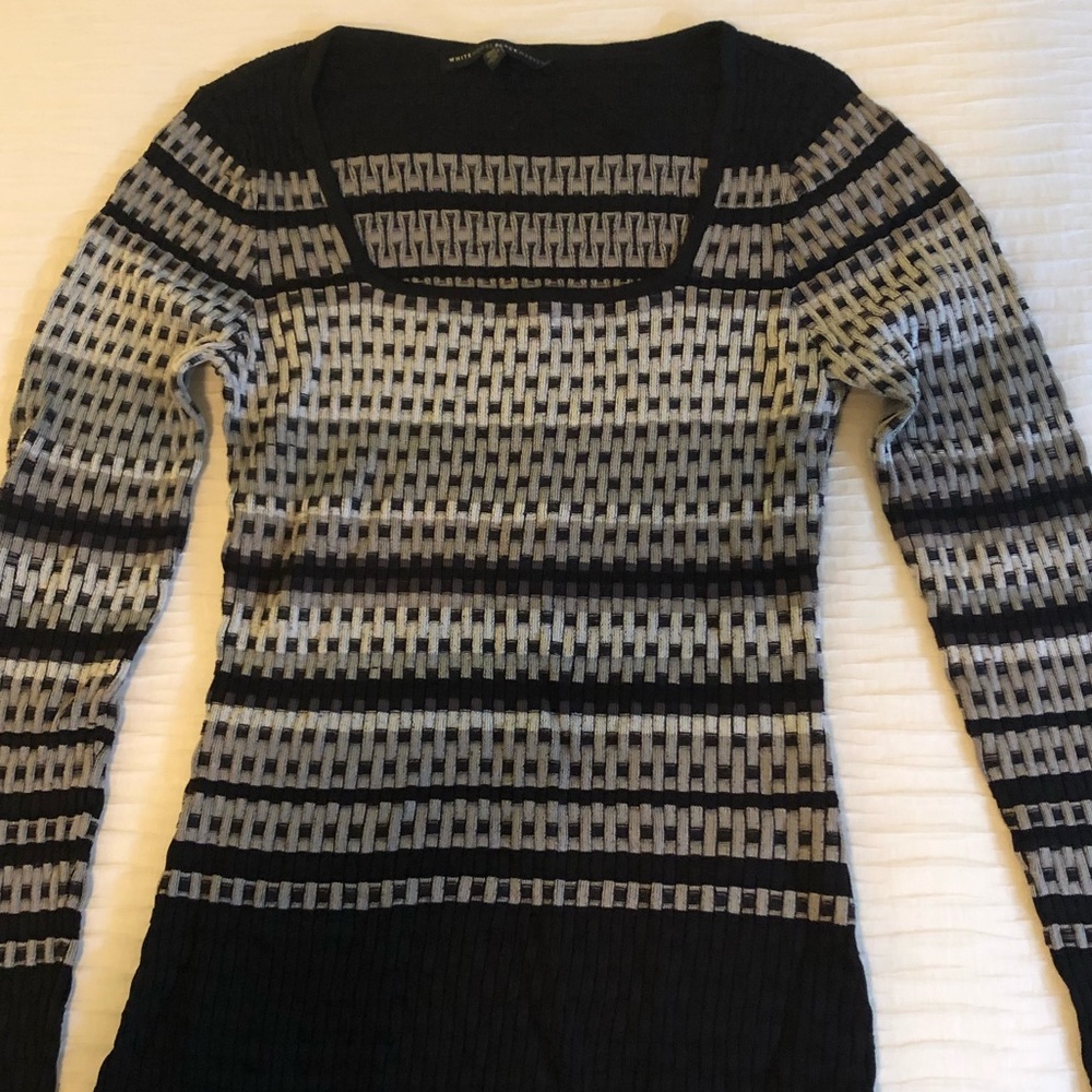 To big. I’m a small. Ordered M. Wanted it a little baggy but arms are to long.